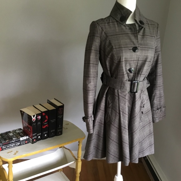 ASO ALICE CULLEN IN ECLIPSE ANTHRO INVERNESS COAT - Picture 8 of 13